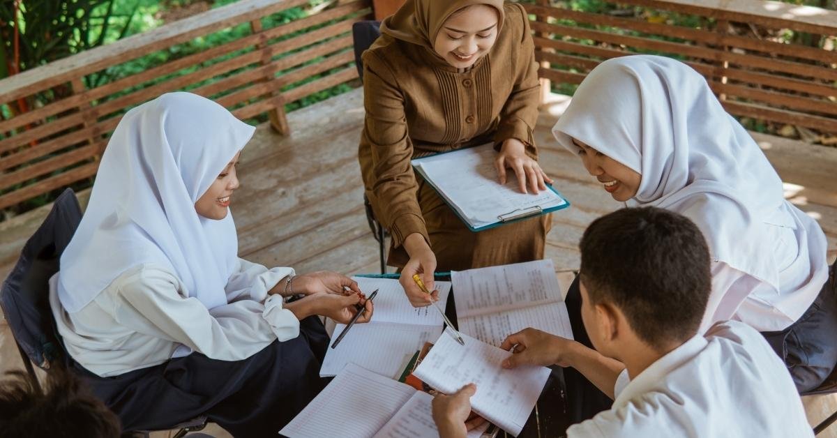 adab menuntut ilmu dalam islam